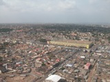 Accra, met in het midden Kaneshie market